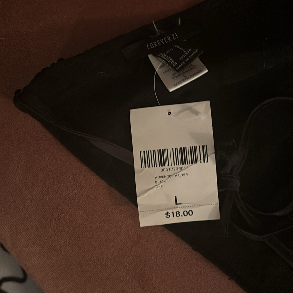 sequence top, with tags, never worn - Picture 3 of 3